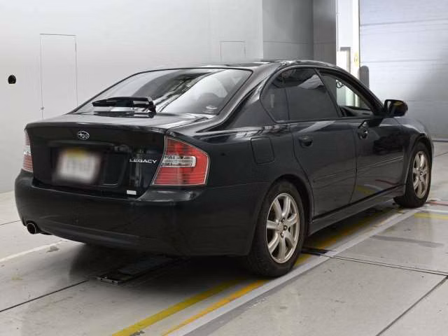 SUBARU LEGACY B4