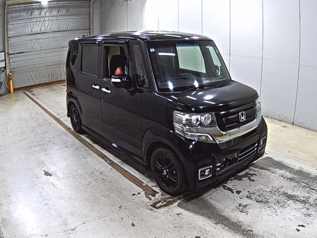 HONDA N-BOX