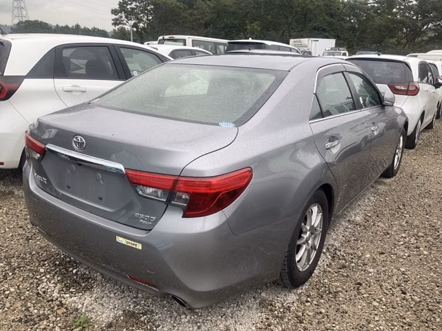 TOYOTA MARK X