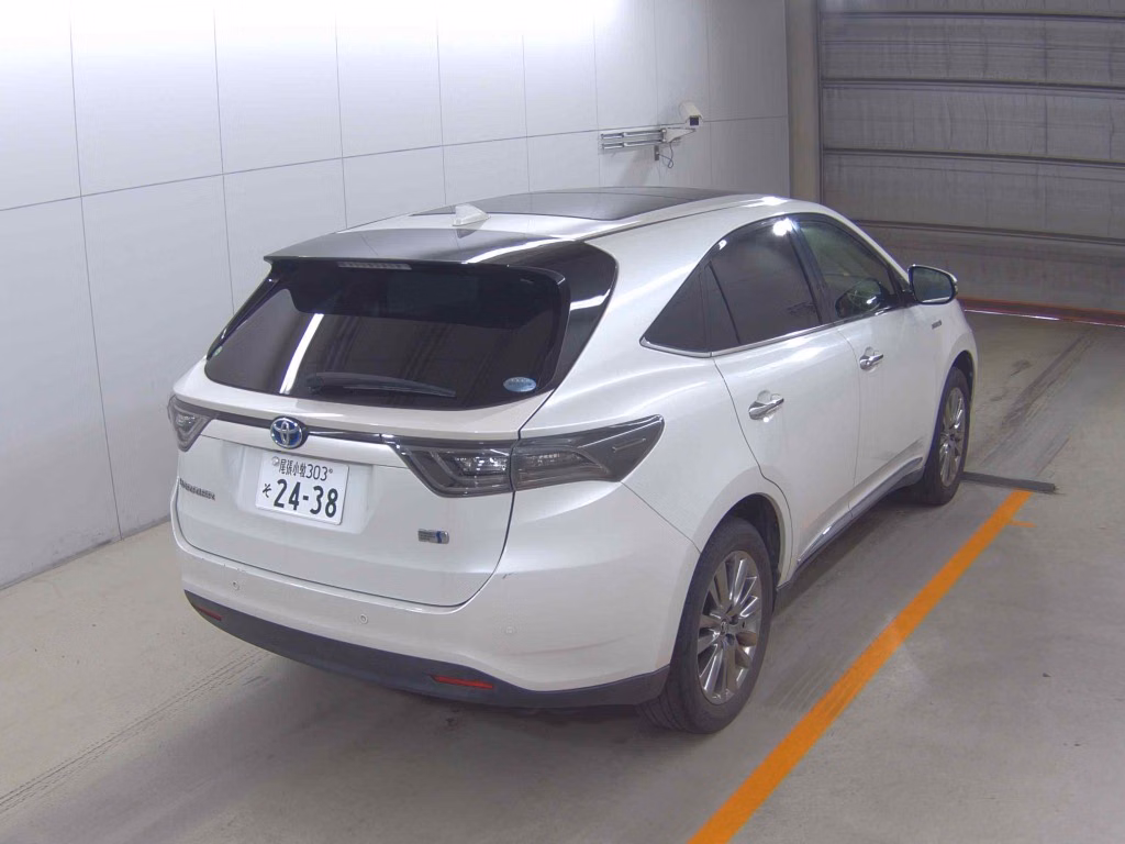 TOYOTA HARRIER