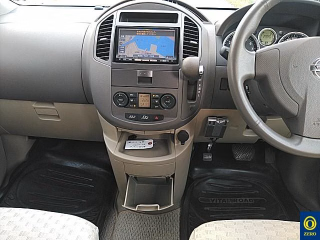 NISSAN LAFESTA