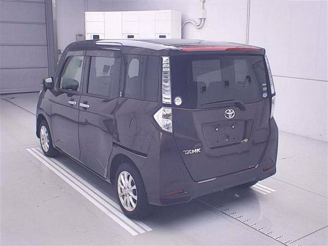 TOYOTA TANK