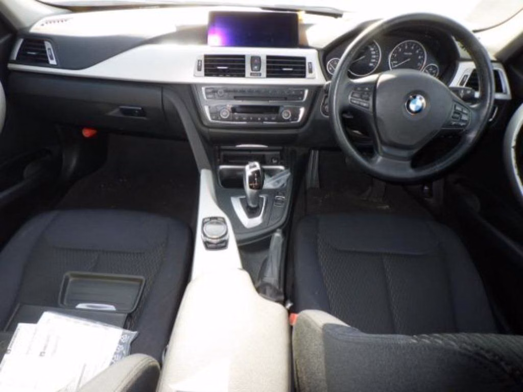 BMW 3-SERIES