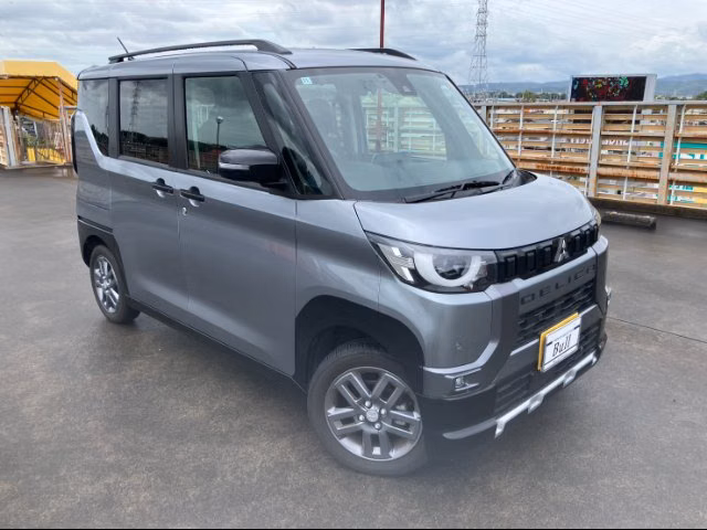 MITSUBISHI DELICA MINI