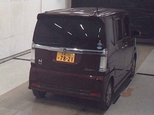 HONDA N-BOX