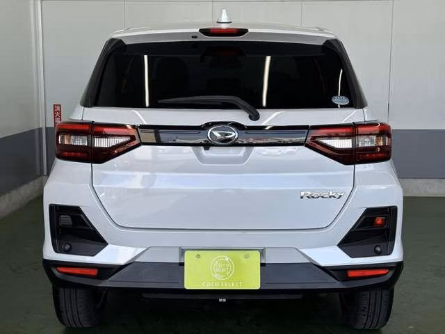 DAIHATSU ROCKY