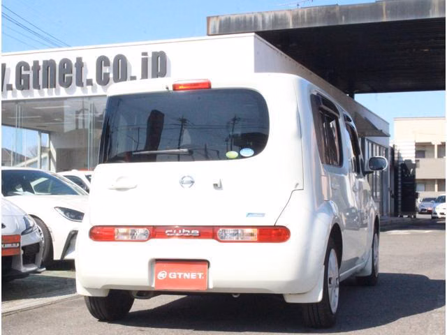 NISSAN CUBE