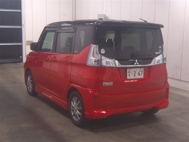 MITSUBISHI DELICA D:2