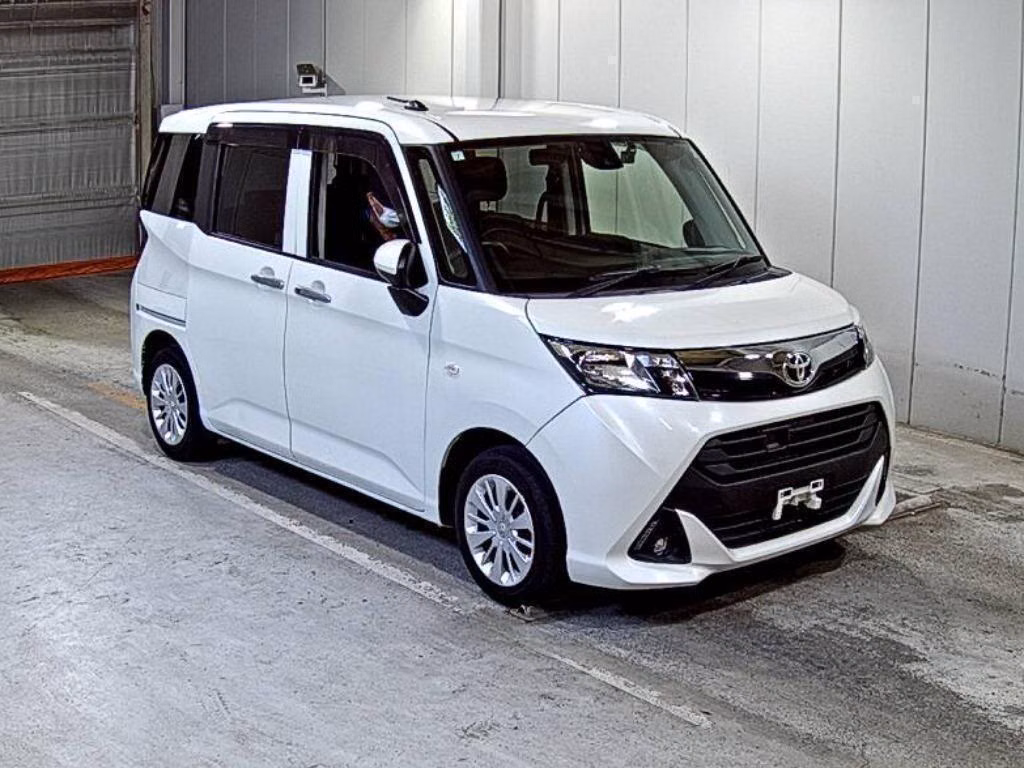 TOYOTA TANK
