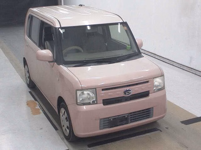 DAIHATSU MOVE CONTE