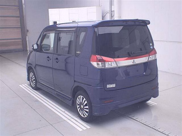 MITSUBISHI DELICA D:2