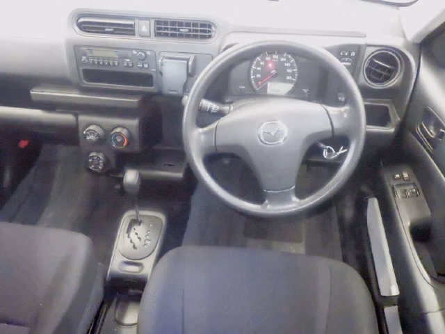 MAZDA FAMILIA