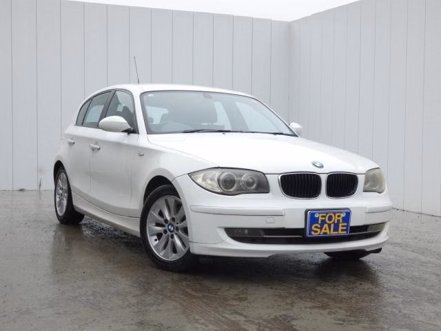 BMW 1-SERIES