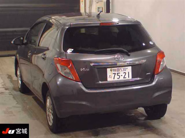 TOYOTA VITZ