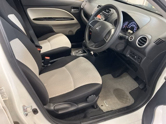 MITSUBISHI MIRAGE