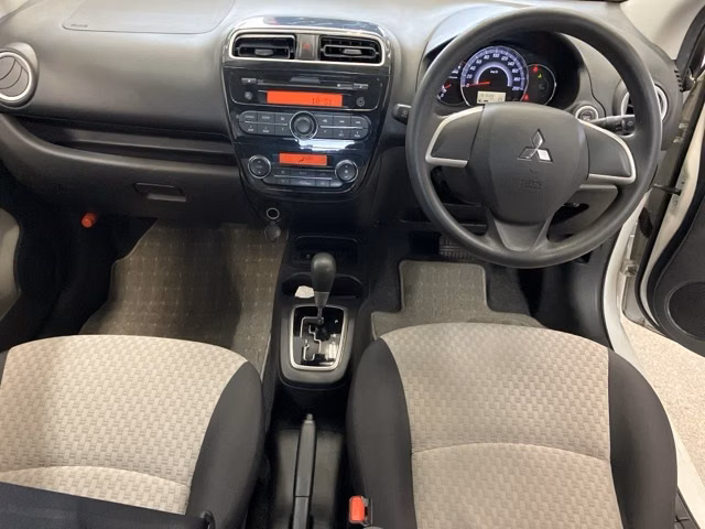 MITSUBISHI MIRAGE