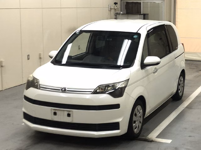 TOYOTA SPADE