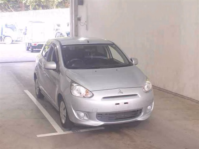 MITSUBISHI MIRAGE