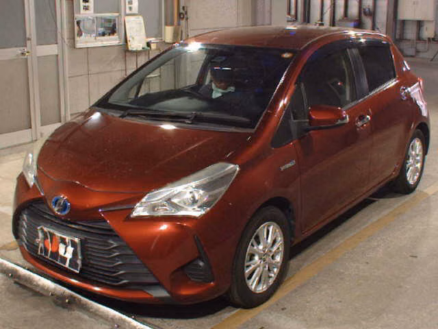 TOYOTA VITZ