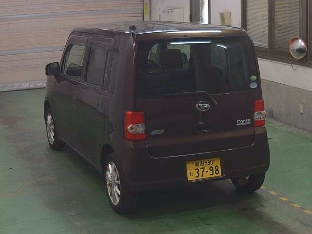 DAIHATSU MOVE CONTE