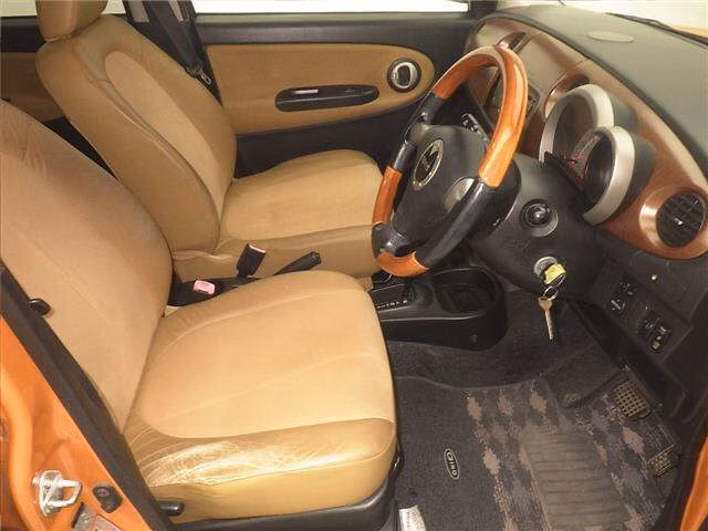 DAIHATSU MIRA GINO