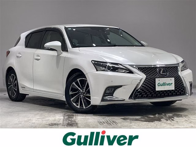 Lexus CT200h