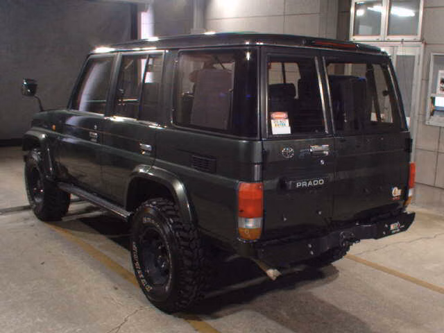 TOYOTA LAND CRUISER PRADO