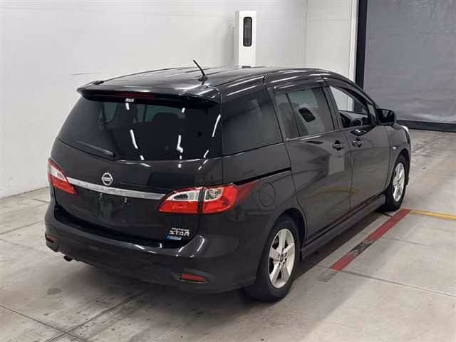 NISSAN LAFESTA