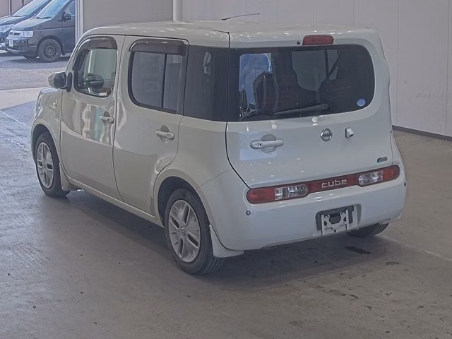 NISSAN CUBE