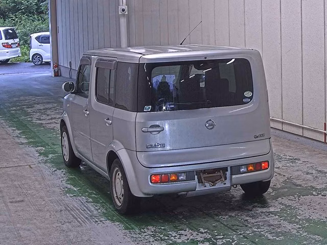 NISSAN CUBE