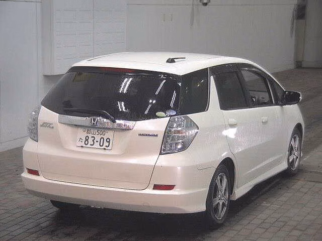 HONDA FIT SHUTTLE