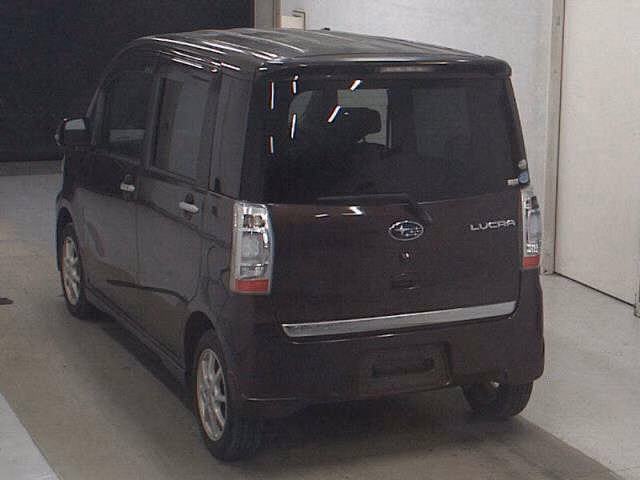 SUBARU LUCRA