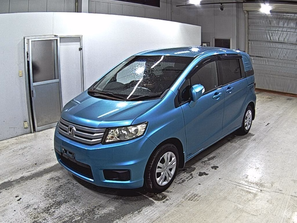 Honda Freed Spike