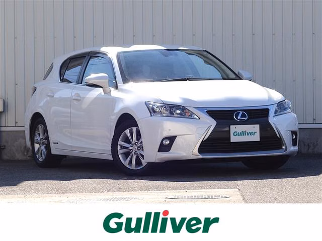 LEXUS CT200H