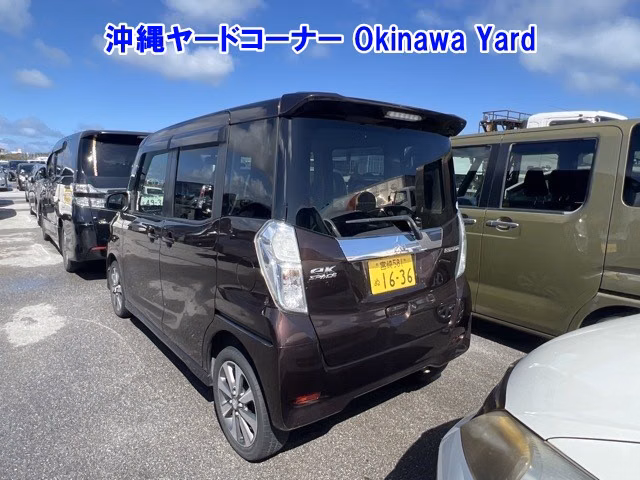 MITSUBISHI EK SPACE