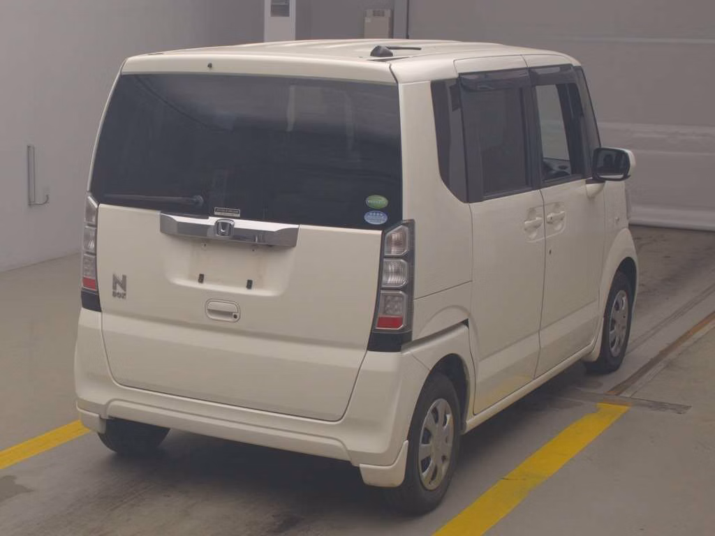 HONDA N-BOX