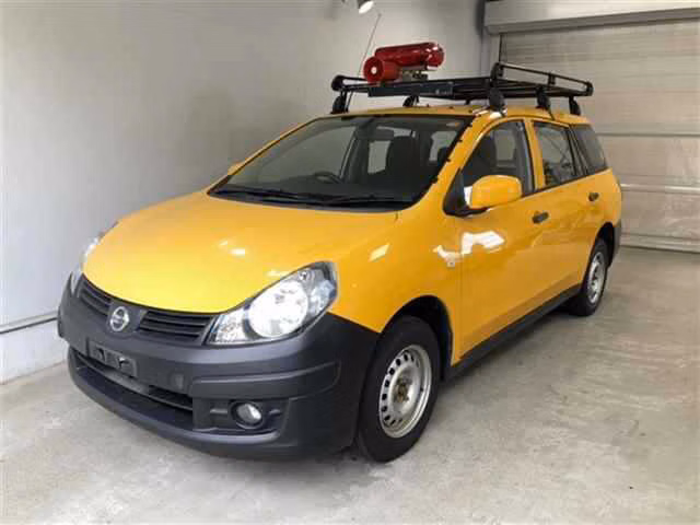 NISSAN AD