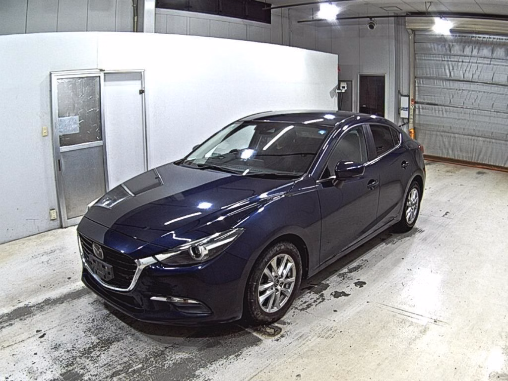 MAZDA AXELA