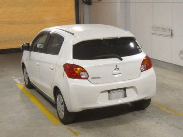 MITSUBISHI MIRAGE