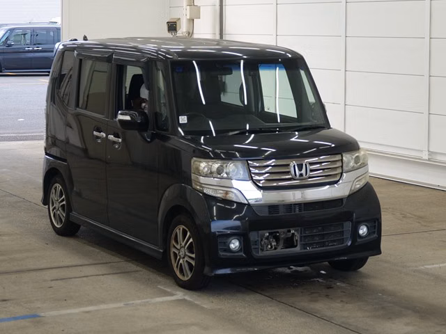 HONDA N-BOX