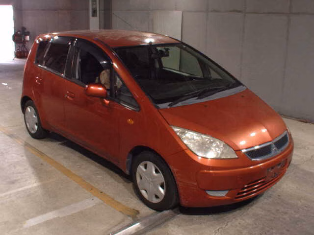MITSUBISHI COLT