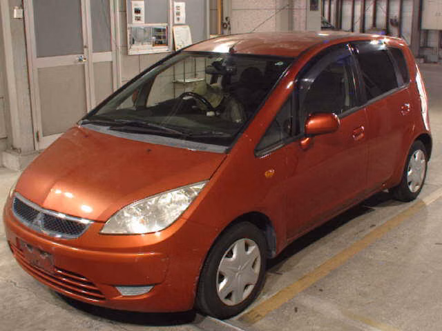 MITSUBISHI COLT