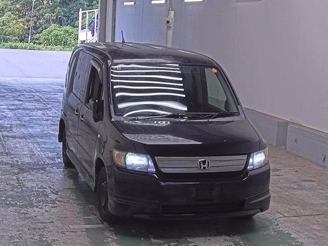 HONDA MOBILIO SPIKE