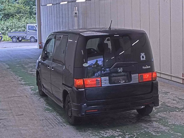 HONDA MOBILIO SPIKE