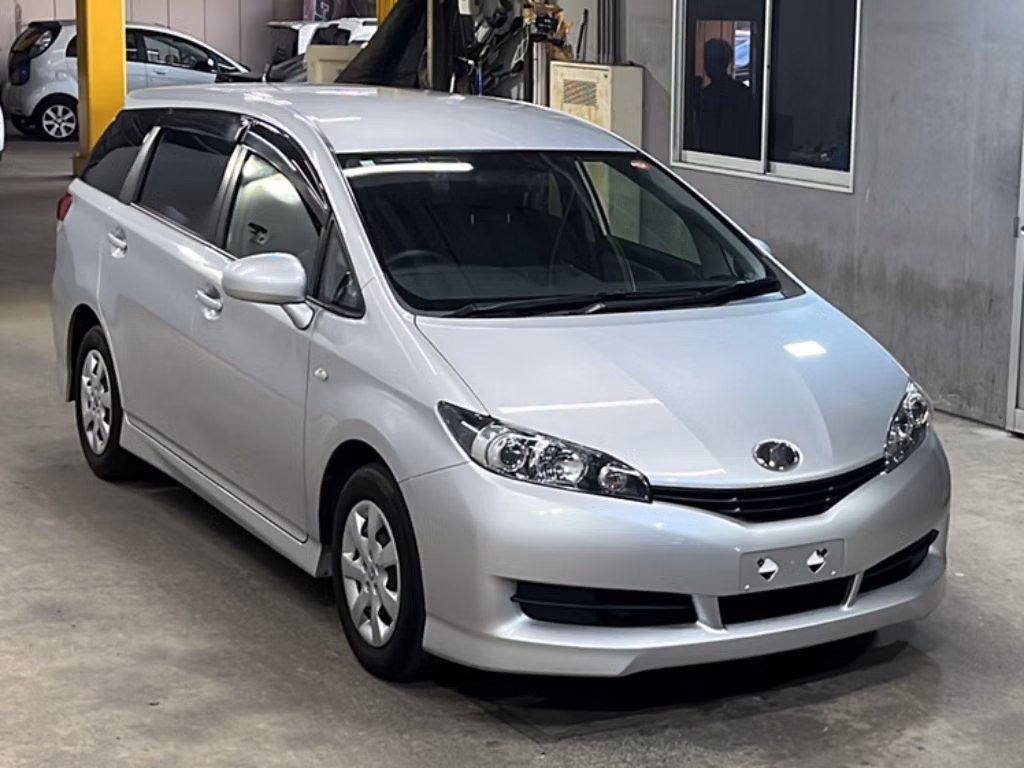 TOYOTA WISH