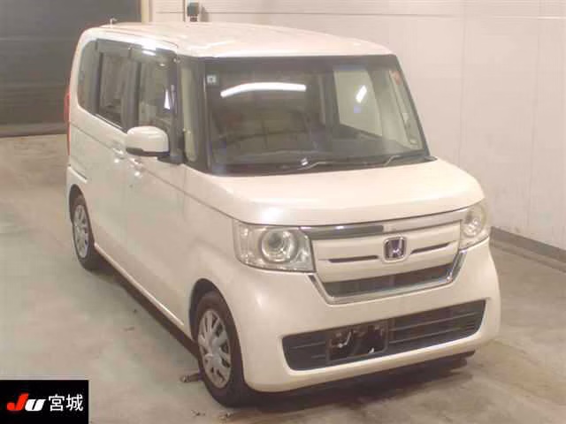 HONDA N-BOX