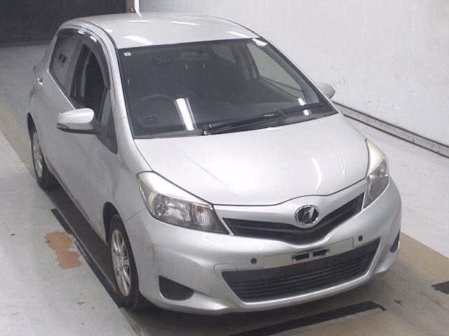 TOYOTA VITZ