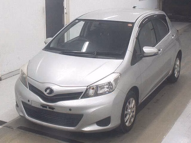 TOYOTA VITZ