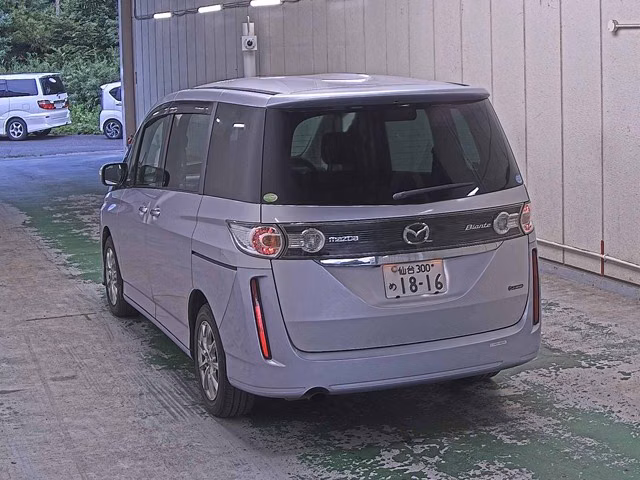 MAZDA BIANTE
