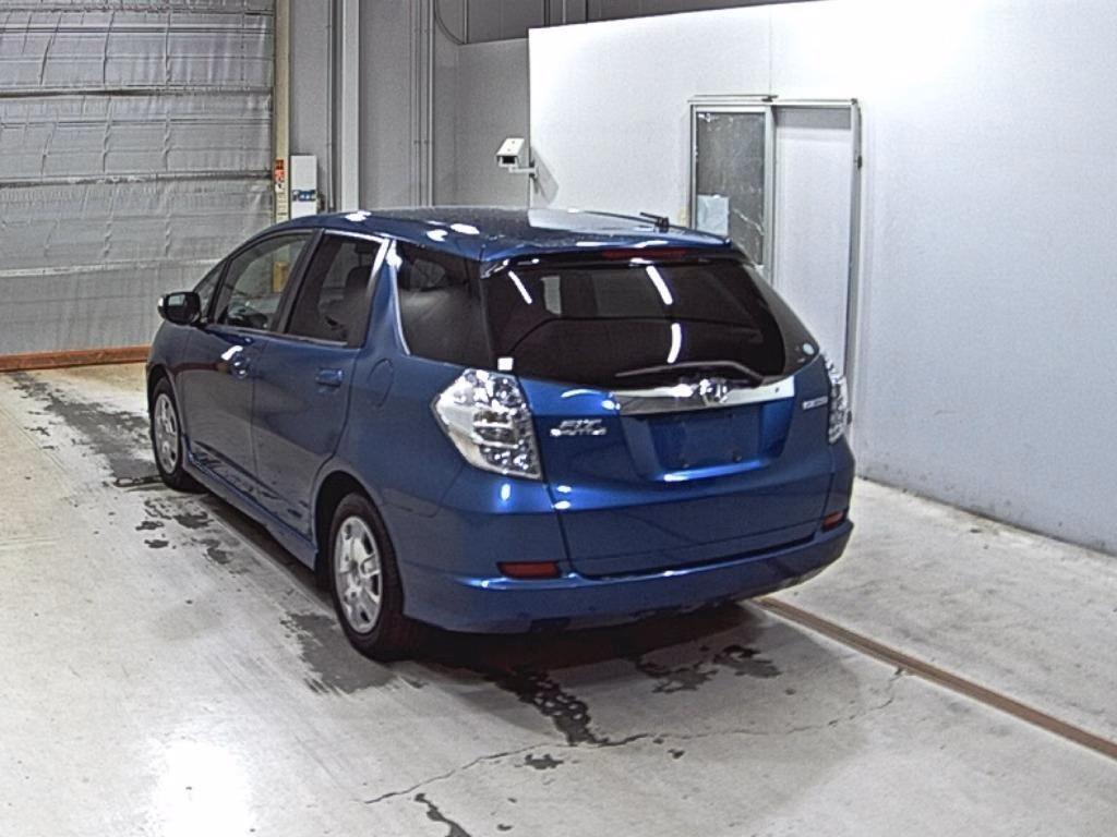 HONDA FIT SHUTTLE